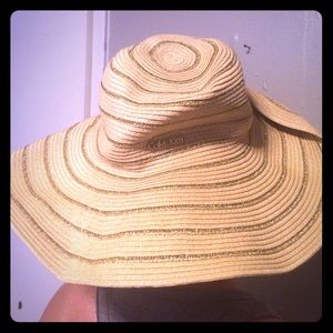 Calvin Klein sun hat